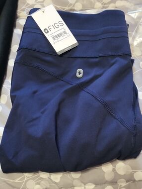 FIGS Navy Blue Scrub Pants with Logo Tag